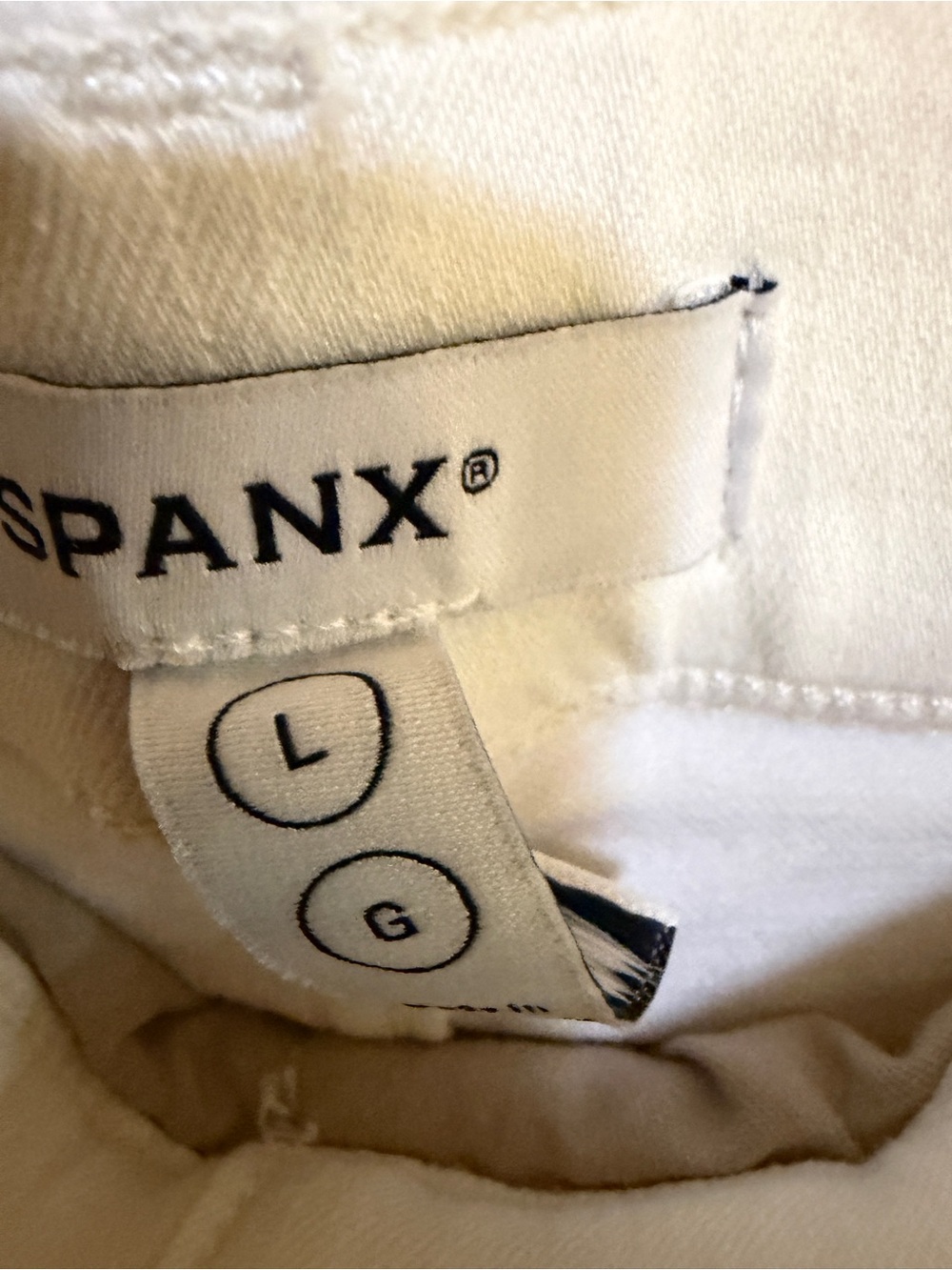 SPANXshape™ EveryWear
Cropped Wide Leg Jeans size - Picture 5 of 8
